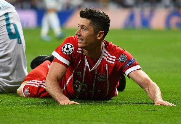 01 05 2018 xfux Football Champions League semi-finals Real Madrid Bayern Muenchen emspor v l Robert Lewandowski Bayern Munich disappointed disappointed looking dissapointed Madrid