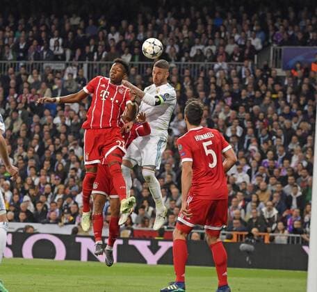 01 05 2018 Football UEFA Champions League 2017 2018 Semifinals 2nd leg Real Madrid FC Bayern Munich at the Bernabeu Stadium Madrid v left David Alaba FC Bayern Munich against Sergio Ramos Real Madrid