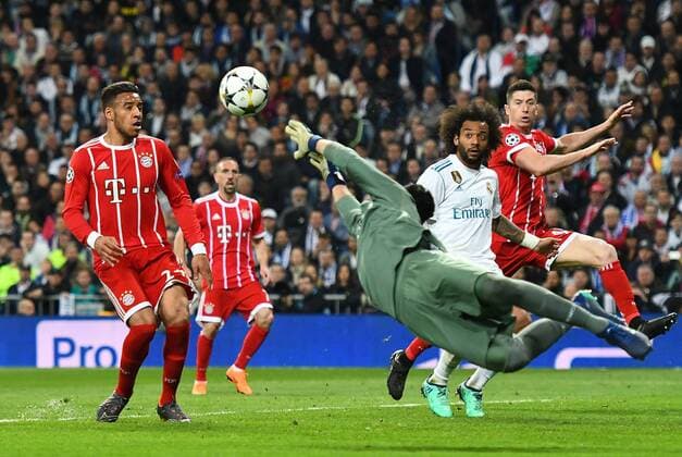 01 05 2018 xfux Football Champions League semi-finals Real Madrid FC Bayern Muenchen emspor v l Corentin Tolisso Bayern Munich Keylor Navas Real Madrid Marcelo Real Madrid Robert Lewandowski Bayern Munich Muenchen Madrid