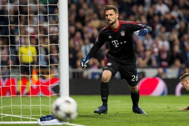 Bayern Munich s Sven Ulreich during the UEFA Champions League semifinal second leg match between Real Madrid and Bayern Munich, at the Santiago Bernabeu stadium, in Madrid, Spain, 01 May 2018. Real Madrid vs. Bayern Munich !ACHTUNG: NUR REDAKTIONELLE NUTZUNG!  Copyright: xRodrigoxJimenezx MAD29 20180501-636608099586625922