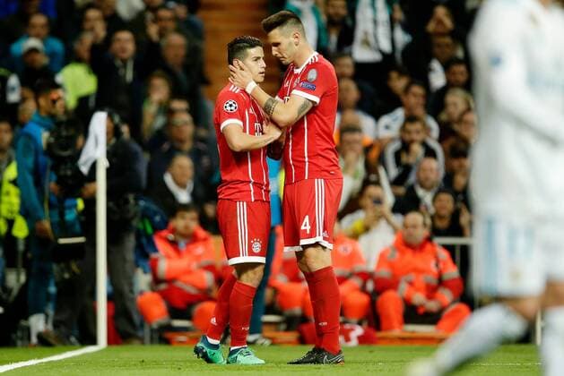 FOOTBALL CHAMPIONS LEAGUE SEASON 2017 2018 SEMI-FINAL RUECKSPIEL Real Madrid FC Bayern Muenchen 01 05 2018 JUBEL FC Bayern Muenchen Goalkeeper 2 2 James Rodriguez li and Niklas Suele re Madrid