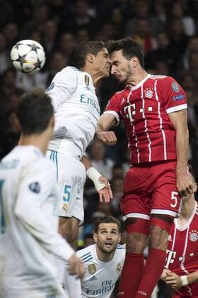 Raphael Varane and Mats Hummels at the UEFA Champions League semi-final match Real Madrid against Bayern Munich 2 2 at the Estadio Santiago Bernabeu Madrid 01 05 2018  Foto:xDyDxFotografosx xFuturexImage