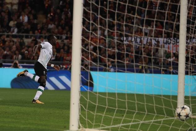 2nd May 2018, Stadio Olimpico, Rome, Italy; UEFA Champions League football, semi final, 2nd leg, AS Roma versus Liverpool; Sadio Mane of Liverpool turns to celebrate after scoring as he makes it 0-1 in the 9th minute  ActionPlus12018938