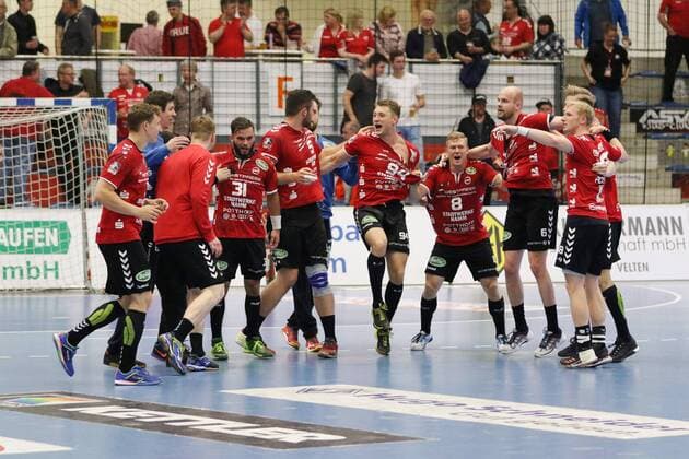 Siegesjubel at ASV Hamm Westfalen ASV Hamm vs VfL Eintracht Hildesheim Handball 2 Bundesliga 02 05 2018 ASV Hamm vs VfL Eintracht Hildesheim Handball 2 Bundesliga 02 05 2018 Hamm Copyright: xEIBNER JanxStrohdiekx EP_JSK