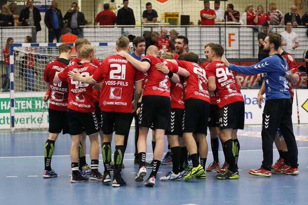 Siegesjubel at ASV Hamm Westfalen ASV Hamm vs VfL Eintracht Hildesheim Handball 2 Bundesliga 02 05 2018 ASV Hamm vs VfL Eintracht Hildesheim Handball 2 Bundesliga 02 05 2018 Hamm Copyright: xEIBNER JanxStrohdiekx EP_JSK
