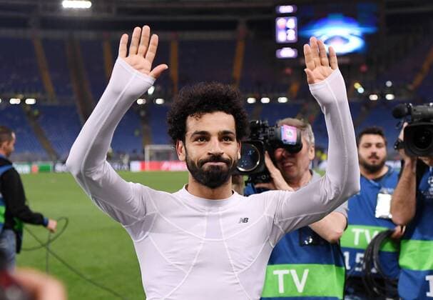 FOOTBALL CHAMPIONS LEAGUE SEASON 2017 2018 SEMI-FINAL RUECKSPIEL AS Roma Liverpool FC 02 05 2018 CLOSING LIBRARY Liverpool FC Mohamed Salah in front of the Gaestefanblock of the Olympic Stadium in Rome Rome