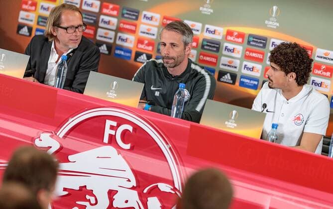 02 05 2018 Red Bull Arena Salzburg AUT UEFA EL Salzburg vs. Olympique Marseille Semifinals Rueckspiel Press Conference im Bild Spokesman Christian Kircher Coach Marco Rose FC Salzburg Andre Ramalho FC Salzburg Press Office Christian Kircher Coach Marco Rose FC Salzburg Andre Ramalho FC Salzburg during Pressconference before the UEFA Europa Salzburg Semifinal 2nd Leg Match between FC Salzburg and Olympique Marseille at the Red Bull Arena in Salzburg Austria on 2018 05 02 Salzburg  EX_FEI