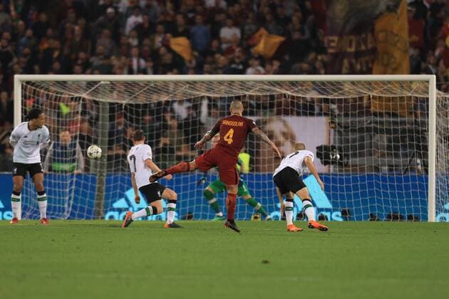 2nd May 2018, Stadio Olimpico, Rome, Italy; UEFA Champions League football, semi final, 2nd leg, AS Roma versus Liverpool; Radja Nainggolan of Roma shoots and scores making it 3-2 on the night  ActionPlus12019081