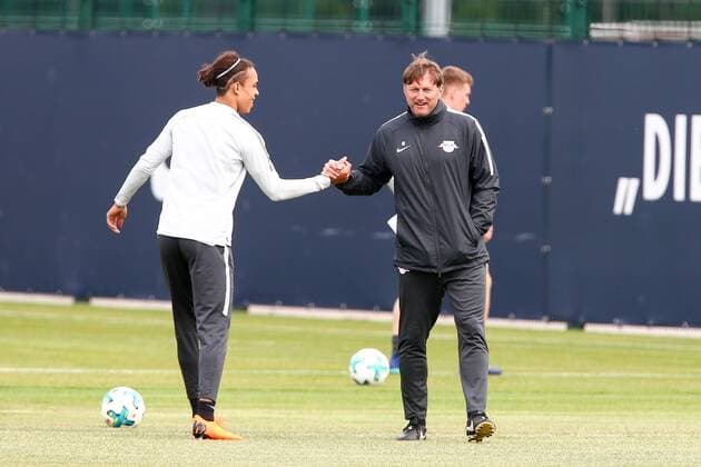RB Leipzig Training Soccer 1 BL Leipzig 03 05 2018 RBL Training Center Soccer 1 Bundesliga RB Leipzig Training Pictured is Yussuf Poulsen and coach Ralph Hasenhüttl Hasenhuettl