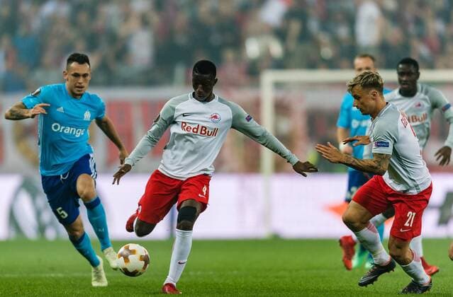 03 05 2018 Red Bull Arena Salzburg UEFA Champions League UEFA Champions League Olympique Marseille semi-finals Rlckspiel im Bild vl Amadou Haidara FC Salzburg Fredrik Gulbrandsen FC Salzburg during the UEFA Europa League semi-final 2nd leg match between FC Salzburg and Olympique Marseille at the Red Bull Arena in Salzburg Austria on 2018 05 03 Salzburg  EX_ADE