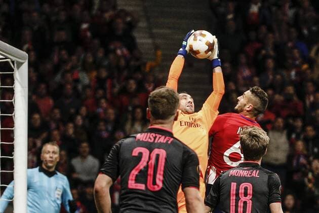 3rd May 2018, Wanda Metropolitano, Madrid, Spain; UEFA Europa League football, semi final, 2nd leg, Atletico Madrid versus Arsenal; David Ospina (Arsenal) collects the cross from the head of Jorge Resurreccion KOKE (Atletico de Madrid)  ActionPlus12019234