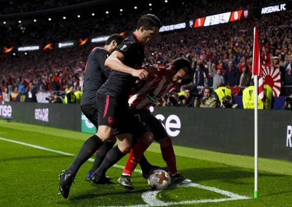 Antoine Griezmann of Atletico de Madrid and Granit Xhaka of Arsenal during the UEFA Europe League 2017 18 Semi final second leg match between Atletico de Madrid and Arsenal at Wanda Metropolitano Stadium in Madrid on May 3, 2018. (Photo by Guille Martinez Cordon Press)  xGuillexMartinezx xEuropaxLeaguex2017 18:xAtleticoxdexMadridxvsxArsenalx
