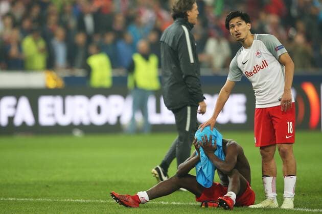 SOCCER - EL, RBS vs Marseille SALZBURG,AUSTRIA,03.MAY.18 - SOCCER - UEFA Europa League, semifinal, Red Bull Salzburg vs Olympique Marseille. Image shows the disappointment of Diadie Samassekou and Takumi Minamino (RBS). GEPAxpictures xMathiasxMandl