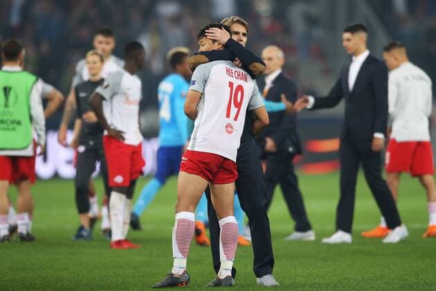 SOCCER - EL, RBS vs Marseille SALZBURG,AUSTRIA,03.MAY.18 - SOCCER - UEFA Europa League, semifinal, Red Bull Salzburg vs Olympique Marseille. Image shows sports coordinator Christoph Freund and Hee Chan Hwang (RBS). GEPAxpictures xMathiasxMandl