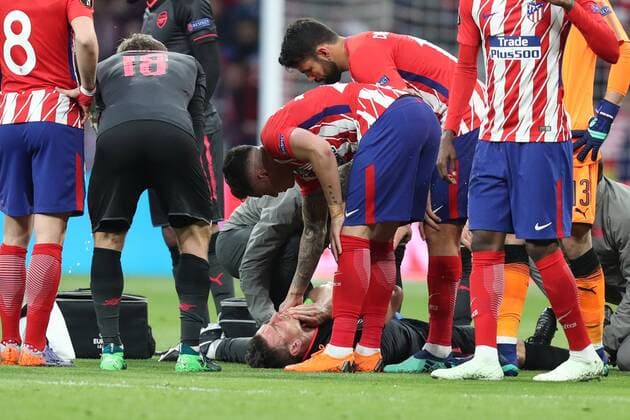 May 3, 2018 - Madrid, Spain - LAURENT KOSCIELNY of Arsenal FC reacts after being injured during the UEFA Europa League, semi final, 2nd leg football match between Atletico de Madrid and Arsenal FC on May 3, 2018 at Metropolitano stadium in Madrid, Spain Football - UEFA Europa League - Atletico de Madrid vs Arsenal FC  - ZUMAb169 20180503_zaa_b169_003 Copyright: xManuelxBlondeau Aop.Pressx
