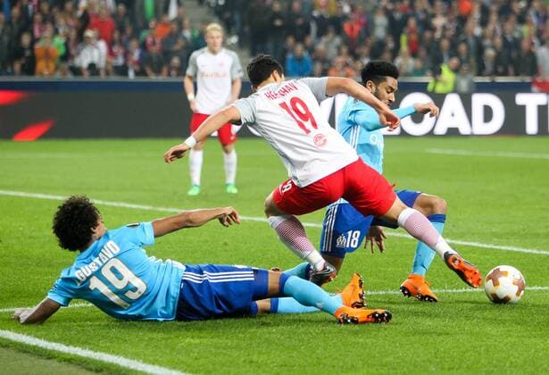 03 05 2018 Red Bull Arena Salzburg UEFA Champions League semi-finals Luiz Gustavo Olympique Marseille Hee Chan Hwang FC Salzburg and Jordan Amavi Olympique Marseille UEFA Champions League semi-final 2nd Leg match between FC Salzburg and Olympique Marseille at the Red Bull Arena Salzburg Austria on 2018 05 03 Salzburg  EX_RHA