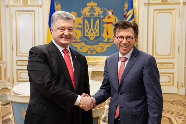 President Petro Poroshenko meets with UEFA Events SA CEO Martin Kallen in Kyiv Kyiv  Copyright: PalinchakxMikhail 518488