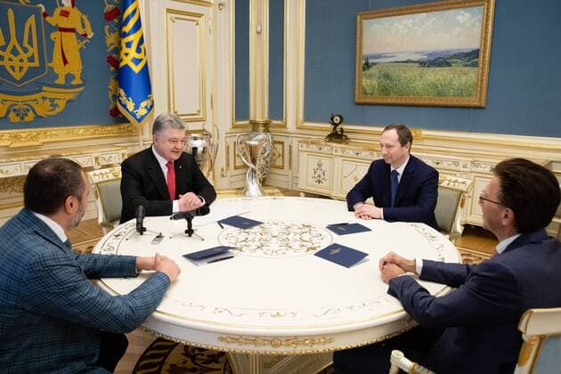 President Petro Poroshenko meets with UEFA Events SA CEO Martin Kallen in Kyiv Kyiv  Copyright: PalinchakxMikhail 518489