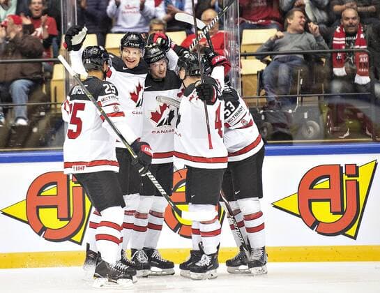 Canada celebrates goal 1-0 by Pierre-Luc Dubois, Canada, during the IIHF World Championship WM Weltmeisterschaft Group B match between USA and Canada in Jyske Bank Boxen in Herning, Denmark, Friday, May 4, 2018.. , Herning Jylland Denmark  Copyright: HenningxBagger HenningxBaggerx COP105 spdk20180504-162529-L