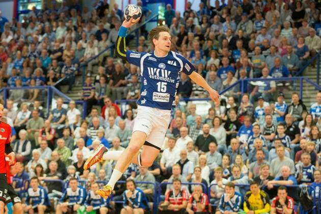 Milan Kotrc 15 Bergischer HC at the throw Bergischer HC vs SG BBM Bietigheim Handball 2 Bundesliga 04 05 18 Solingen NRW Germany Klingenhalle Copyright: xcdnx
