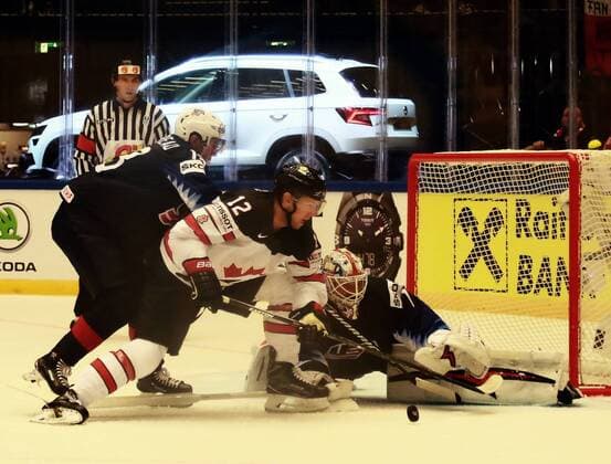 4th May 2018, Jyske Bank Boxen, Herning, Denmark; IIHF Ice hockey Eishockey World Championships, Group B, USA versus Canada; Joshua BAILEY (Canada), Keith KINKAID (USA),  ActionPlus12019552