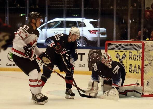4th May 2018, Jyske Bank Boxen, Herning, Denmark; IIHF Ice hockey Eishockey World Championships, Group B, USA versus Canada; Bo HORVAT (Canada)scores past Quinn HUGHES (USA)and Keith KINKAID (USA),  ActionPlus12019558