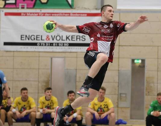2 HBL HSG Constance VFL Luebeck Schwartau 24 31 Pawel Genda SCH at the throw 2 Liga Handball HSG Konstanz VFL Luebeck Schwartau 04 05 2018 Konstanz Copyright: xEIBNER PeterxPisax EP_EER