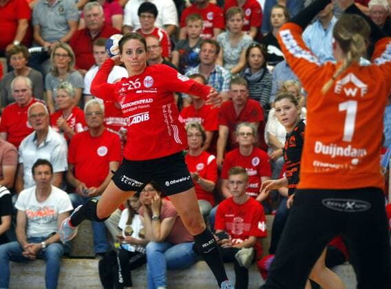 Bad Langensalza 05 05 2018 Sport Handball 1 Bundesliga Women Season 2017 18 Thuringia HC THC vs HSG Bad Wildungen HSG Nina Schilk THC