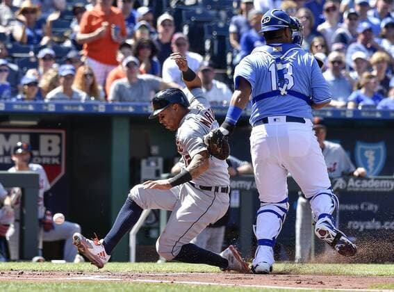 May 5, 2018 - Kansas City, MO, USA - The Detroit Tigers Leonys Martin scores in front of Kansas City Royals catcher Salvador Perez on a double by Nicholas Castellanos in the first inning on Saturday, May 5, 2018, at Kauffman Stadium in Kansas City, Mo. Detroit at Kansas City - ZUMAm67_ 20180505_zaf_m67_034 Copyright: xJohnxSleezerx