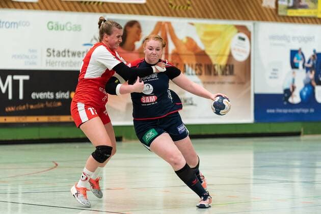 Samira Brand Kurpfalz Baeren 17 Kerstin Foth SG H2Ku Herrenberg Kuties 11 SG H2Ku Herrenberg Kuties vs Kurpfalz Baeren Handball 2 Bundesliga Women HBF season 17 18 05 05 2018 SG H2Ku Herrenberg Kuties vs Kurpfalz Baeren Handball 2 Bundesliga Women HBF season 17 18 05 05 2018 Herrenberg Copyright: xEibner-Pressefoto WolfgangxFrankx SGH