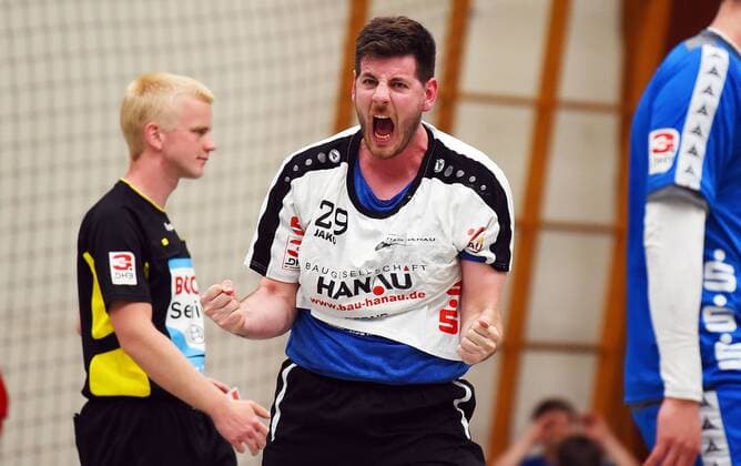 05 05 2018 xpsx Handball 3 Liga HSG Hanau TV Grosswallstadt v l rejoicing Hannes Geist Hanau Hanau Hessen Germany