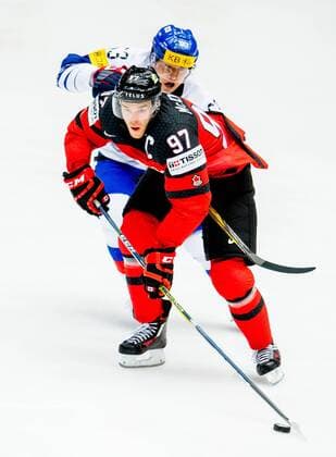 180506 Connor McDavid of Canada and Jin Kyu Park of South Korea during the IIHF Ice Hockey World Championship match between South Korea and Canada on May 6, 2018 in Herning Photo Vegard Wivestad Gray PICTURE BODY N Code VG 170154  Copyright: VEGARDxWIVESTADxGR¯TT BB180506BB146