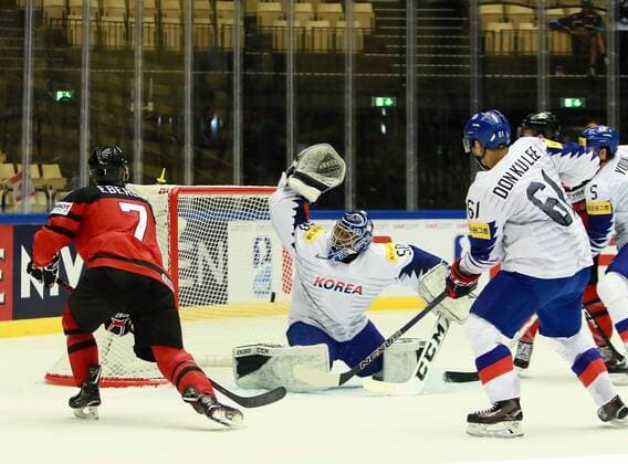 Eishockey WM, SÃ¼dkorea - Kanada 6th May 2018, Jyske Bank Boxen, Herning, Denmark; IIHF Ice hockey Eishockey World Championships, Group B, Korea versus Canada; The tenth goal for Canada scored by Jordan EBERLE (Canada) past Sungie PARK (KOR) and Dan LEE (KOR),  ActionPlus12021060
