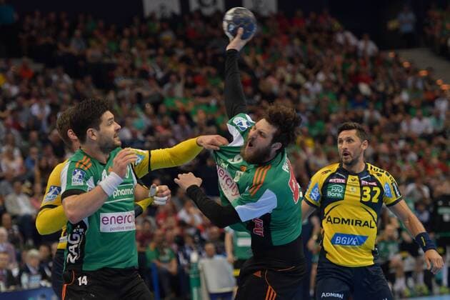 HBL DHB Cup Final Rhein Neckar Loewen vs TSV Hannover Burgdorf 05 05 18 Barcelycard Arena Hamburg HBL DHB Cup Final Rhein Neckar vs TSV Hannover Burgdorf im Bild Mait Petrail Hannover 09 tries to beat Hendrik Pekeler Loewen 23 nordphoto xWitke nph00002