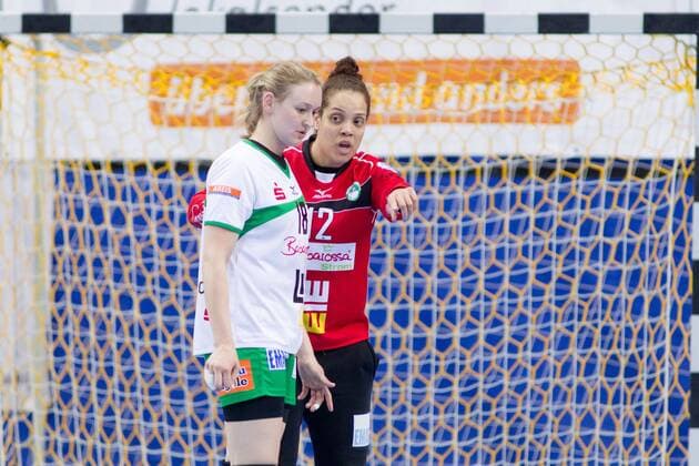 Kristy Zimmerman No 12 Frisch Auf Goeppingen Women in discussion with Alexandra Sviridenko Nr 18 Frisch Auf Goeppingen Women VfL Oldenburg Handball vs Frisch Auf Goeppingen Women VfL Oldenburg Handball vs Frisch Auf Goeppingen Women Handball Handball Bundesliga Season 2017 2018 06 05 2018 Oldenburg Copyright: xDanielxReinelt xEibner-Pressefotox EP_drt