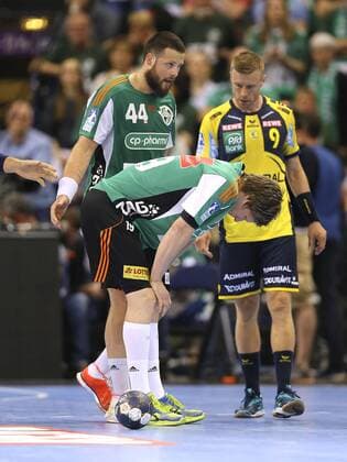 Mourning at Hannover Pavel Atman and Ilija Brozovic Handball Final Four Tournament in Hamburg on Sun 06 05 2018 Final Rhein Neckar Löwen Burgdorf Hannover 30 26
