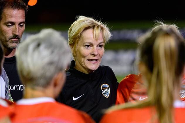 May 5, 2018 - Piscataway, New Jersey, United States - Piscataway, NJ - Saturday May 05, 2018: Sky Blue FC vs Houston Dash at Yurcak Field. Vera Pauw - ZUMAt139 20180505_zaa_t139_392 Copyright: xHowardxC.xSmithx