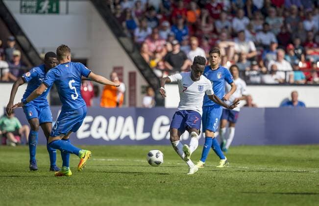 7th May, Bankss Stadium, Walsall, England; UEFA Under 17 European Championships, England U17s versus Italy U17s; Arvin Appiah of England scoring his goal to equalise in the 63rd minute (1-1)  ActionPlus12021760