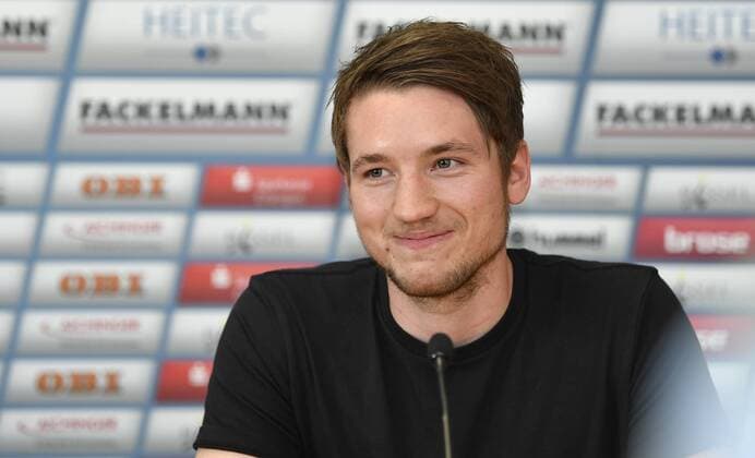 09 05 2018 Handball 1 Bundesliga Season 2017 2018 HC Erlangen HCE Press Conference Press Date Media Date Presentation Dominik Mappes Dominik Mappes newcomer HC Erlangen