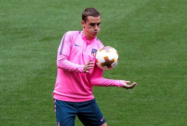 French striker of the Atletico Madrid Antoine Griezmann controls the ball during a training session of the club s UEFA Europa League final media open day at Wanda Metropolitano stadium in Madrid, Spain, 09 May 2018. Atletico Madrid will face Olympique Marseille in the UEFA Europa League final on 16 May 2018 in Lyon. Training session of Atletico Madrid !ACHTUNG: NUR REDAKTIONELLE NUTZUNG!  Copyright: xRodrigoxJimenezx MDD01 20180509-636614995283488541