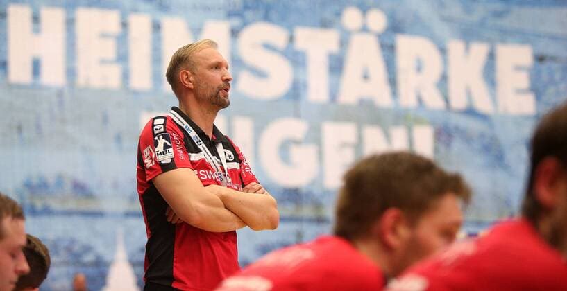 BAU 11 05 2018 Bietigheim Handball SG BBM Bietigheim vs TV Emsdetten Coach Hartmut Mayerhoffer BBM Show home strength