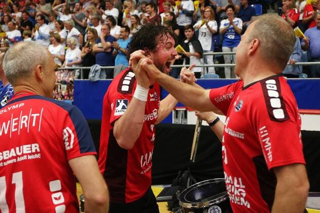 BAU 11 05 2018 Bietigheim Handball SG BBM Bietigheim vs. TV Emsdetten Robin Haller BBM Mitte is pleased about the promotion