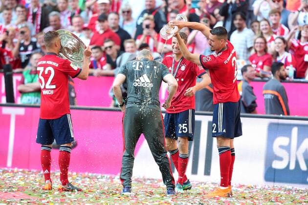 Co Manager Hermann Gerland FC Bayern Munich Thomas Mueller FC Bayern Muenchen 25 Sandro Wagner FC Bayern Muenchen 2 FC Bayern Muenchen vs VfB Stuttgart 1 Bundesliga Soccer 12 05 2018 FC Bayern Muenchen vs VfB Stuttgart 1 Bundesliga Soccer 12 05 2018 Muenchen Copyright: xLanger Eibner-Pressefotox EP_HLR
