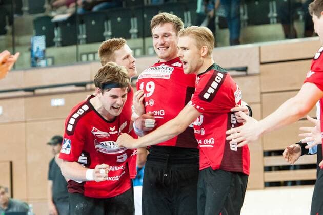 Great pleasure with Lutz Heiny Nr 5 Nordhorn Luca de Boer Nr 19 Nordhorn and Patrick Miedema Nr 10 Nordhorn HC Rhein Vikings vs HSG Nordhorn Lingen Handball 2 Bundesliga 12 05 18 Düsseldorf NRW Germany Castello Copyright: xcdn_nszx