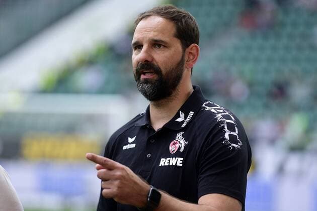 Soccer 1 Bundesliga 34 Gameday VfL Wolfsburg 1 FC Koeln 12.05.2018 in the Volkswagen Arena in Wolfsburg Stefan Ruthenbeck Coach Koeln xPBJPGx