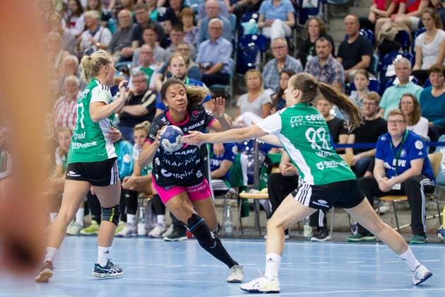 VfL Oldenburg Handball vs TuS Metzingen VfL Oldenburg Handball vs TuS Metzingen Handball vs VfL Oldenburg Handball vs TuS Metzingen Handball Handball Bundesliga Season 2017 2018 13 05 2018 Oldenburg Copyright: xDanielxReinelt xEibner-Pressefotox EP_drt