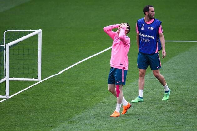 SOCCER - EL, Madrid vs Marseille LYON,FRANCE,15.MAY.18 - SOCCER - UEFA Europa League, final, Atletico Madrid vs Olympique Marseille, training Madrid. Image shows Kevin Gameiro and Juanfran (Atletico). GEPAxpictures xDanielxGoetzhaber