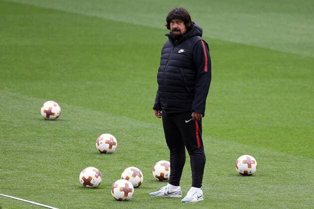Atletico Madrid Training Atletico Madrid Assistant Manager Germ?n Adri?n Ram?n Burgos during the Atletico Madrid training session at Stade de Lyons, Lyons Content Not Available For UK Newspapers Copyright: xPaulxChestertonx FIL-11802-0012