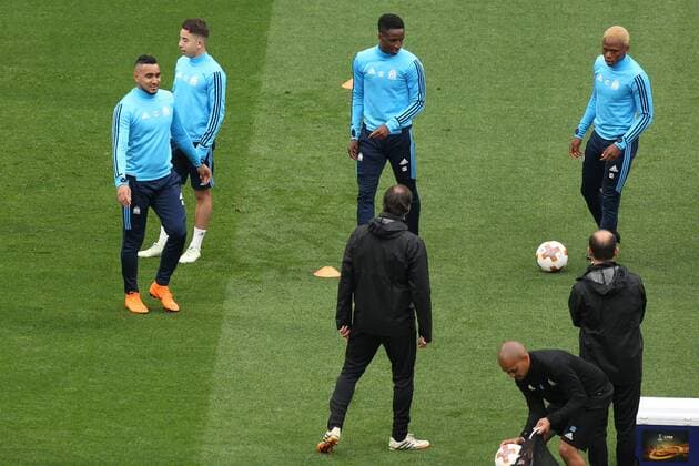 Olympique de Marseille Training Marseille Manager Rudi Garcia and Dimitri Payet of Marseille during the Olympique de Marseille training session at Stade de Lyons, Lyons Content Not Available For UK Newspapers Copyright: xPaulxChestertonx FIL-11803-0021