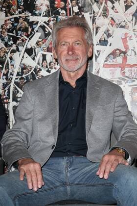 Paul Breitner History of Football Preview Screening Germany your footballing soul with Wigald Boning and Paul Breitner in the football pub Stadion in Muenchen am 15 05 2018